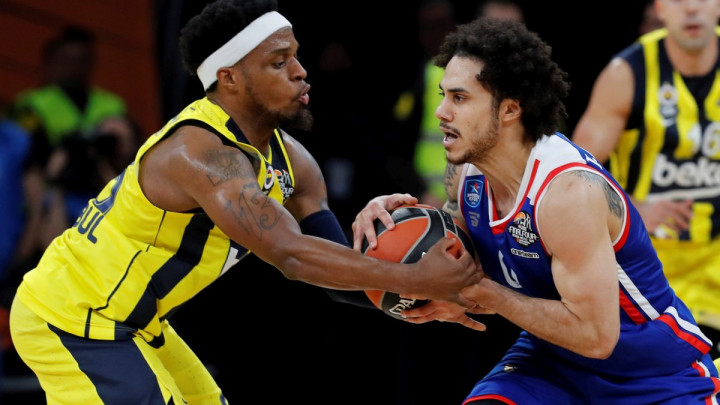 Efes srušio Fener i poravnao rezultat u finalnoj seriji