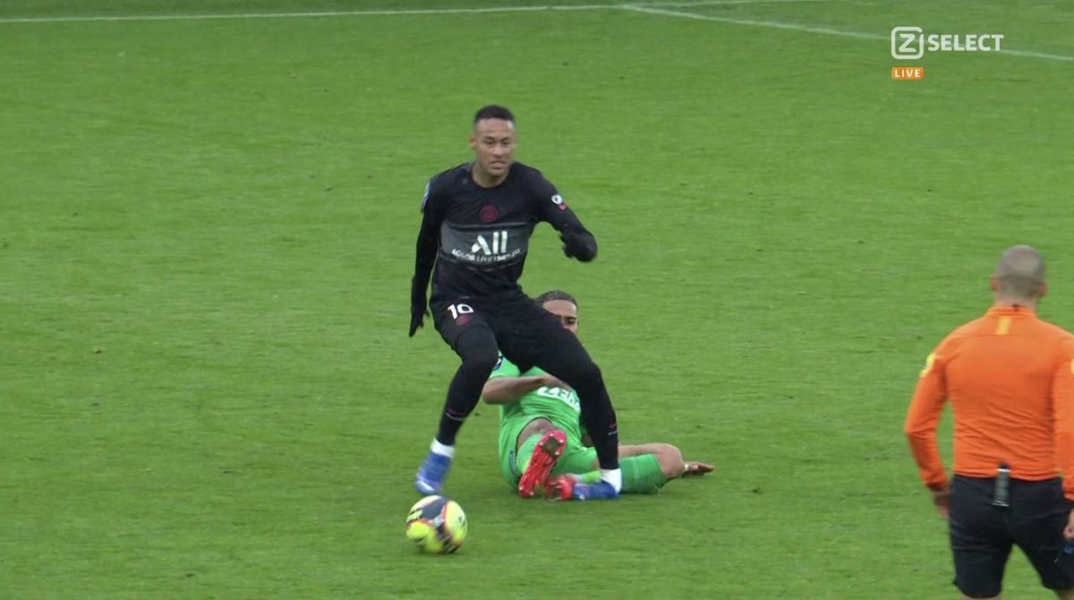 Neymar doživio stravičnu povredu protiv St. Etiennea