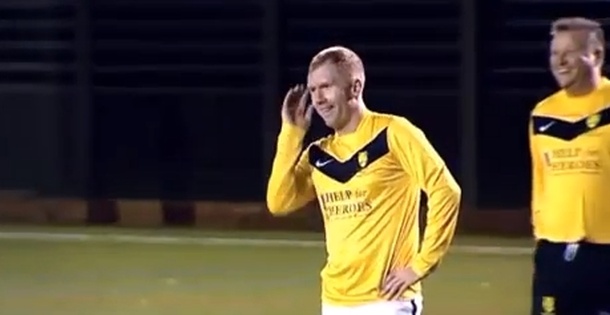 Scholes se poigrava s veteranima