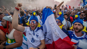 Dešava se: Francuski navijači umjesto u Budimpeštu stigli u Bukurešt