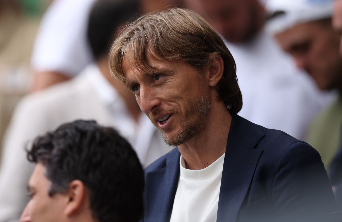 Za koga će potpisati Luka Modrić? Iskusni Hrvat na stolu već ima ponude od dva kluba Za koga će potpisati Luka Modrić? Iskusni Hrvat na stolu već ima ponude od dva kluba