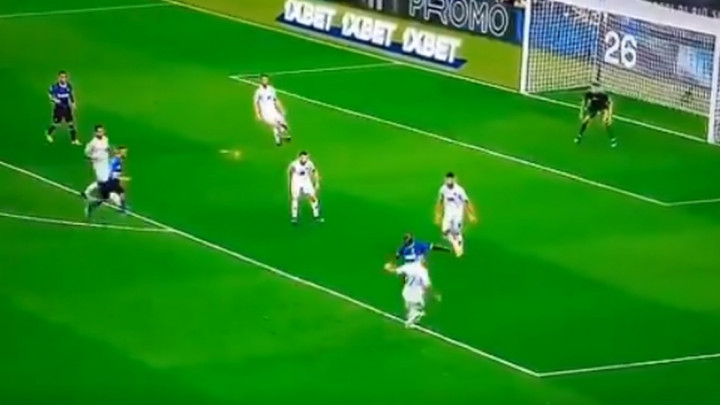 Lukakuov prvi dodir s loptom u dresu Intera zabrinuo navijače