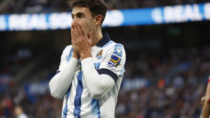 Odbio Liverpool, pa ih mjesec dana kasnije sam nazvao i sada ih moli da ga kupe u januaru