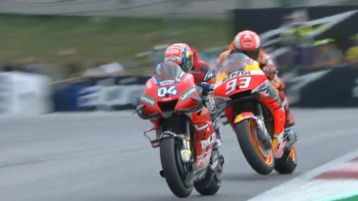 Triler u Austriji: Dovizioso Marqueza srušio u posljednjoj krivini!