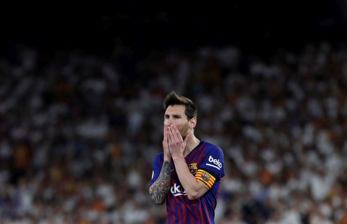 Lionel Messi je sinoć odmah nakon utakmice održao hitan sastanak sa dvojicom igrača