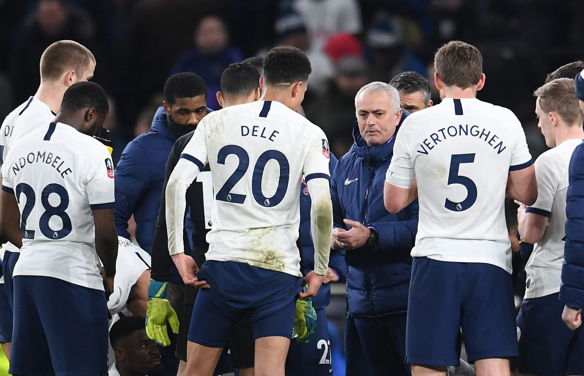 Mourinho kritikovao pojedine igrače nakon današnjeg remija Mourinho kritikovao pojedine igrače nakon današnjeg remija