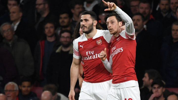 Zašto je Sead Kolašinac napustio meč protiv Bournemoutha?