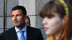 Šta bi Figo morao uraditi da nije potpisao za Real?