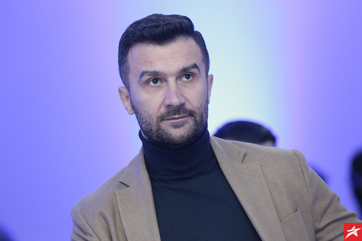 Adnan Džindo i Fikret Abdić novi članovi Izvršnog odbora NS Federacije BiH Adnan Džindo i Fikret Abdić novi članovi Izvršnog odbora NS Federacije BiH