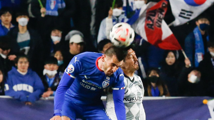 Suwon slavio, Krpić na terenu proveo 60 minuta