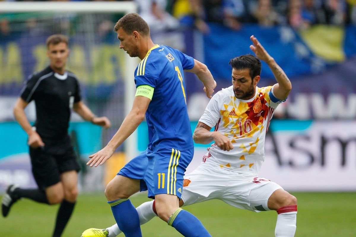 Poznato zašto Edin Džeko nije potpisao za Como, za sve je kriv Cesc Fabregas! Poznato zašto Edin Džeko nije potpisao za Como, za sve je kriv Cesc Fabregas!