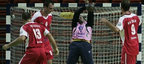 Gradačac traži prvu "tricu"