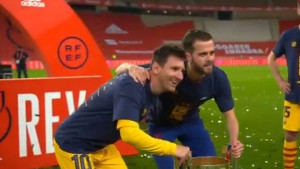 Messi se nasmijao kada je vidio šta rade njegovi saigrači, šansu iskoristio i Miralem Pjanić