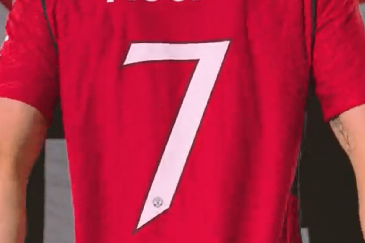 Ikonski broj 7 u Manchester Unitedu ima novog vlasnika - Danas je predstavljen Ikonski broj 7 u Manchester Unitedu ima novog vlasnika - Danas je predstavljen