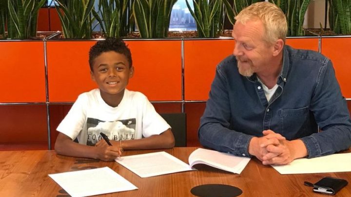 Najmlađi sin fudbalske legende potpisao ugovor sa Nikeom!