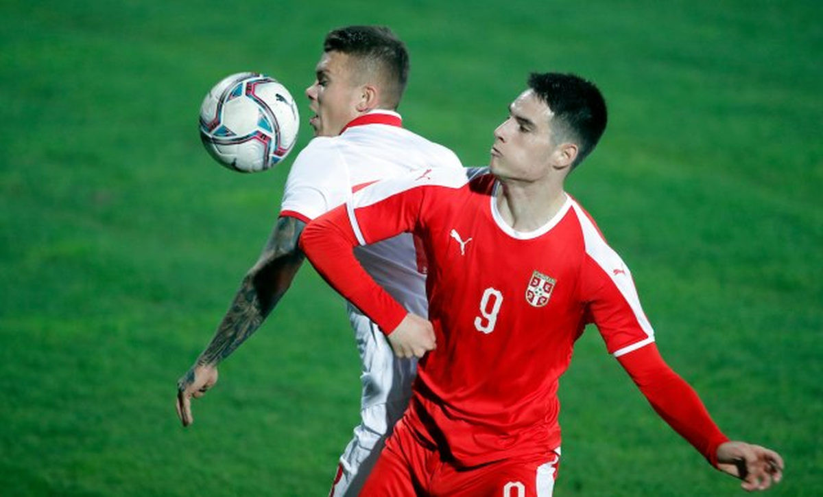Crna Gora Srbiji krade još jednog igrača