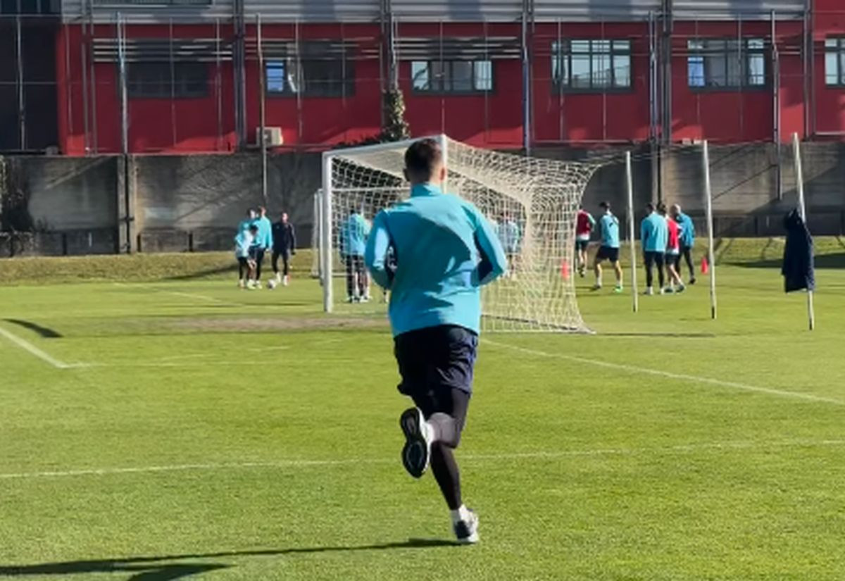 Ma kakav Ivanušec: Na treningu Dinama danas je čovjek koji bi mogao donijeti titulu! Ma kakav Ivanušec: Na treningu Dinama danas je čovjek koji bi mogao donijeti titulu!