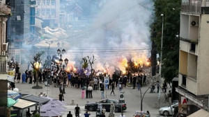 Šamar Beogradu! Počela je "invazija" kakvu Srbija ne pamti, stiže na desetine autubusa, kombija...