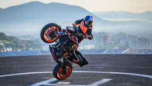  Aras Freestyle opet u BiH: Moto stunt show ispred Tropic Centra u Banjaluci