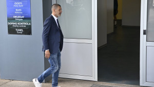 Rekao je Bobanu da će igrati za 750.000 eura i poslan je preko vrata, sad je pred vrhunskim potpisom
