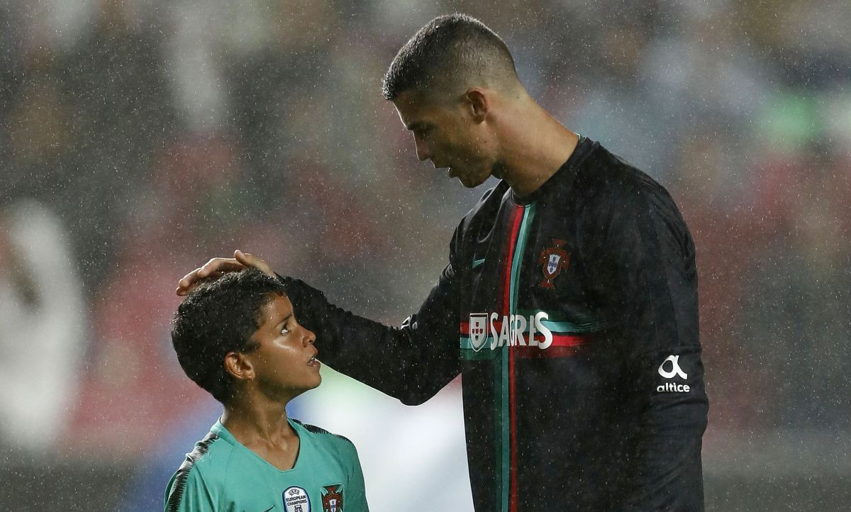 Ronaldo: Stariji sin nekada pije kolu i jede čips iako zna da me to nervira