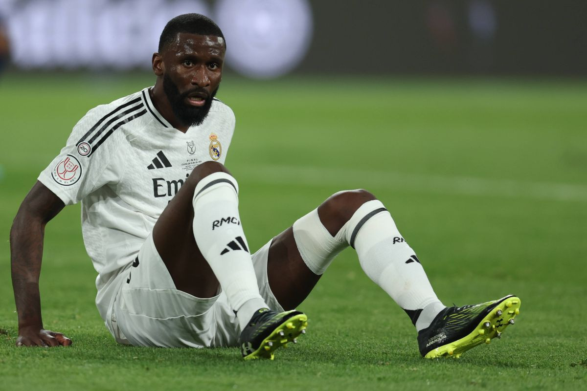 Usred utakmice Antonio Rudiger je 'eksplodirao', niko nije smio pustiti glasa: "Dosta je više" Usred utakmice Antonio Rudiger je 'eksplodirao', niko nije smio pustiti glasa: "Dosta je više"