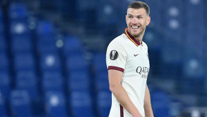 UEFA počastila fanove svim golovima Edina Džeke u Evropskoj ligi