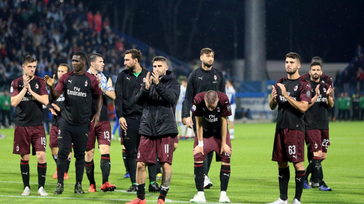 Milan u historijskom minusu