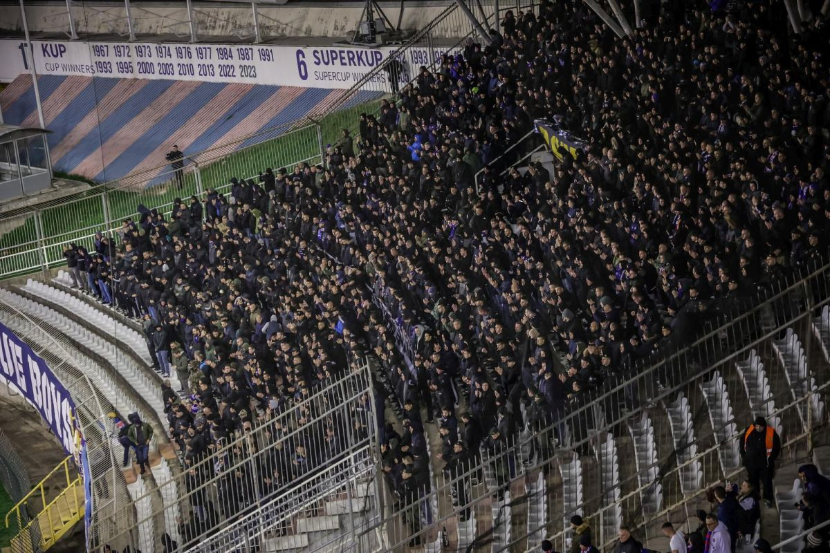 U Zagrebu neće biti sna, navijači uveliko traže ostavke dvojca! U Zagrebu neće biti sna, navijači uveliko traže ostavke dvojca!