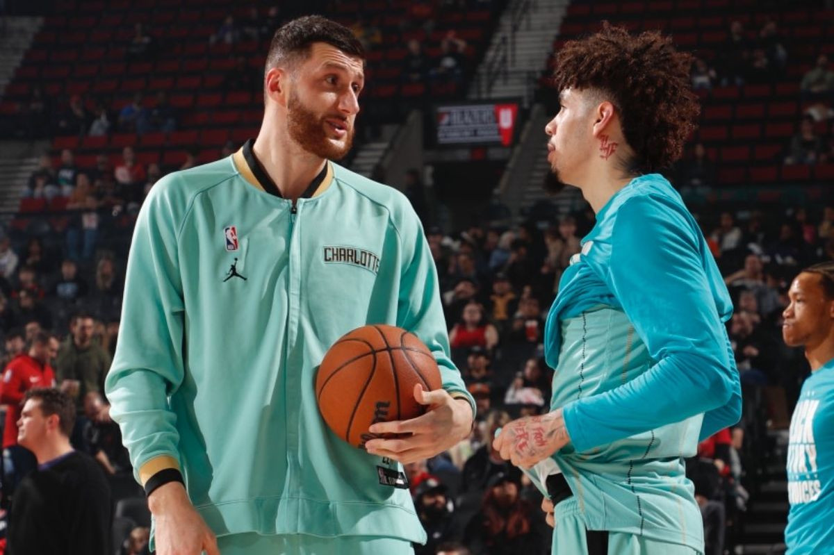Nurkić o ideji da NBA ima franšize u Evropi: "Nadam se da Euroliga neće nestati" Nurkić o ideji da NBA ima franšize u Evropi: "Nadam se da Euroliga neće nestati"
