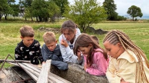 Amra Džeko oduševila bh. javnost i djecu odvela u "zaboravljeni" bh. grad: "Ljepota seoskog života"