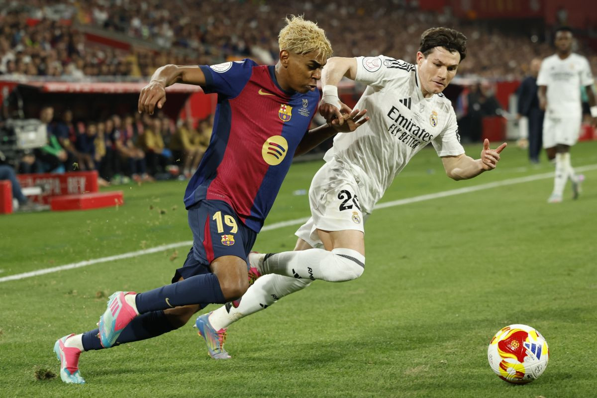 Nezapamćena drama u Sevilli, iz Barcelone već čestitaju Realu: "Vaša taktika je upalila" Nezapamćena drama u Sevilli, iz Barcelone već čestitaju Realu: "Vaša taktika je upalila"