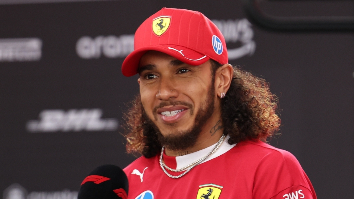 Lewis Hamilton nakon VN Bahreina jasno poručio: "Napokon sam shvatio kako da vozim Ferrari" Lewis Hamilton nakon VN Bahreina jasno poručio: "Napokon sam shvatio kako da vozim Ferrari"