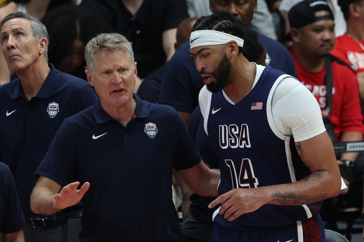 Nikola Jokić je možda najbolji na svijetu, ali Anthony Davis ga je večeras izlijepio kao nikad Nikola Jokić je možda najbolji na svijetu, ali Anthony Davis ga je večeras izlijepio kao nikad