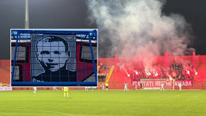 Navijači Veleža odali počast i skandirali ime Vedrana Puljića