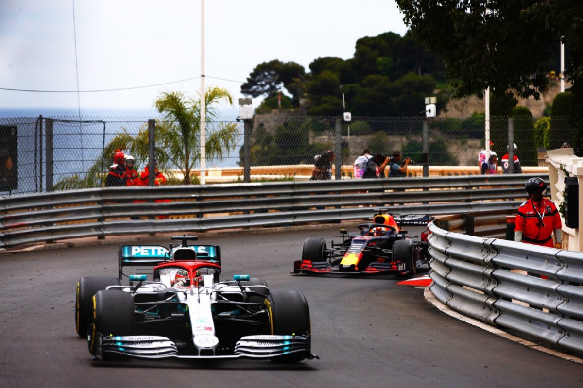 Hamilton u uzbudljivoj utrci stigao do pobjede na VN Monaka