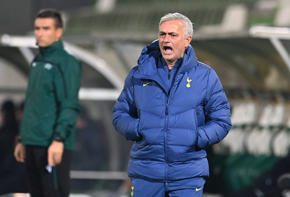 Mourinho poslao kritiku na poseban način: Da se malo pobrinem za sebe... Mourinho poslao kritiku na poseban način: Da se malo pobrinem za sebe...