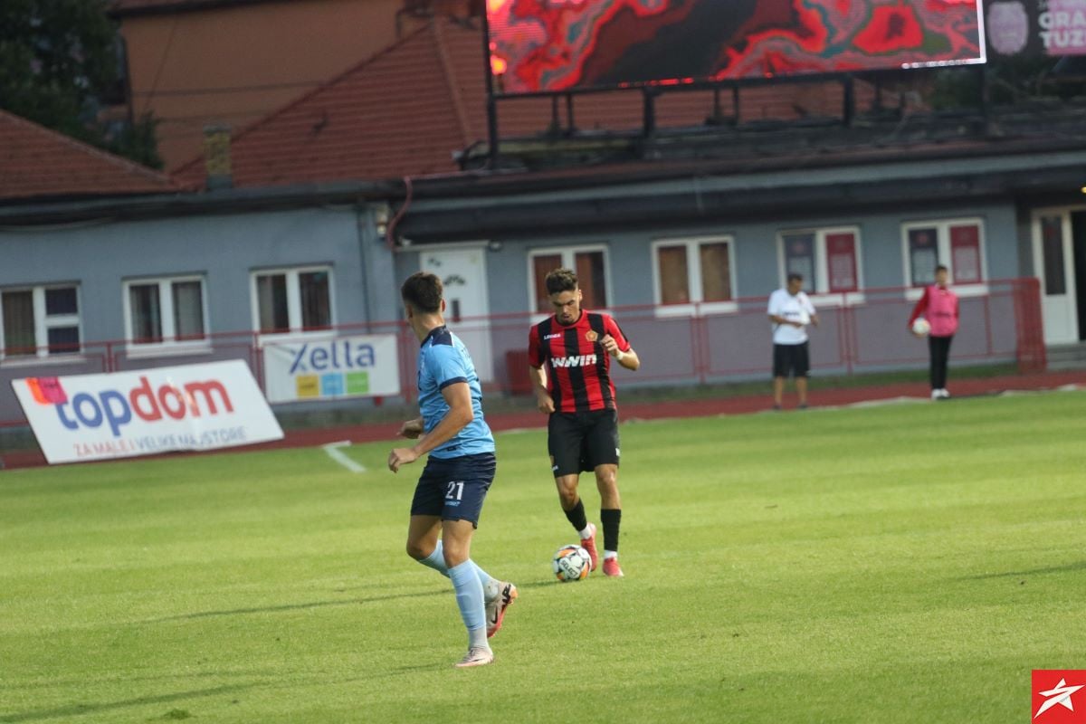 FK Sloboda uputio zahtjev za odgodu utakmice u Hadžićima, ali i juniorske Premijer lige FK Sloboda uputio zahtjev za odgodu utakmice u Hadžićima, ali i juniorske Premijer lige