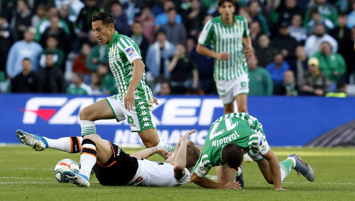 Canales u 94. minuti srušio Valenciju, ali ovakva majstorija na stadionu Betisa odavno nije viđena