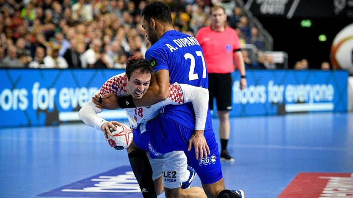 Fenomenalna Hrvatska nanijela prvi poraz Francuskoj i ostala u trci za Olimpijske igre