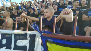 Možda je mali, ali navija kao veliki