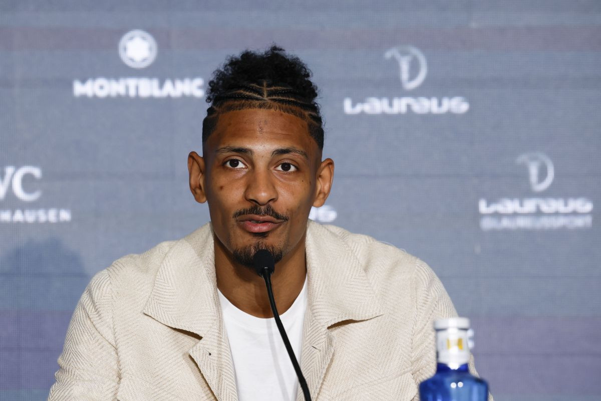 Trener Utrechta otkrio da li će Sebastien Haller zaigrati u Mostaru, otpao važan igrač Trener Utrechta otkrio da li će Sebastien Haller zaigrati u Mostaru, otpao važan igrač