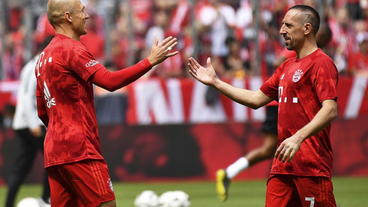 Ribery pozvao Robbena u Fiorentinu, a ovaj mu odgovorio: "Hoću ako dođe i Ibrahimović"