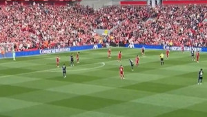 Nikad bolnije scene s Anfielda: Prekinut meč Liverpool - Bilbao, suze navijača obilaze planetu