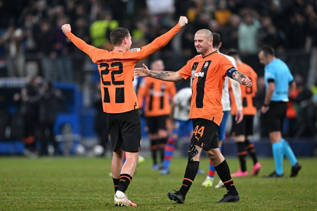 Darijo Srna ugostio potpredsjednika Veleža na meču Shakhtar - Barcelona