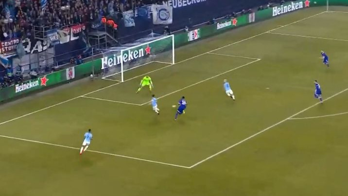 Kao da igraju amateri: David Silva i Aguero iskoristili poklon odbrane Schalkea