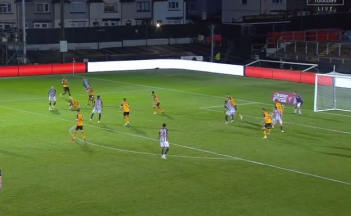 Shelvey ne zna zabiti normalan gol: Na spektakularan način spasio Newcastle blamaže
