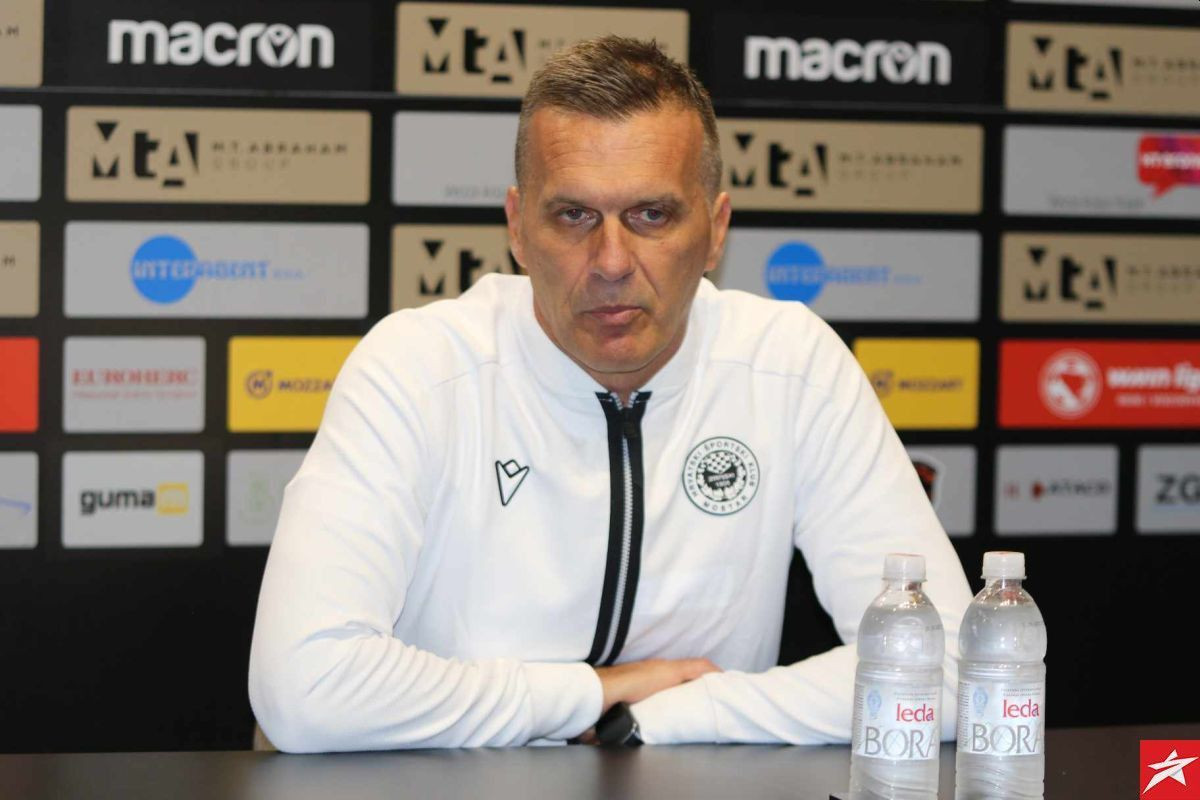 Ivanković otvoreno o praznim tribinama: "Iznenadio nas je termin utakmice" Ivanković otvoreno o praznim tribinama: "Iznenadio nas je termin utakmice"