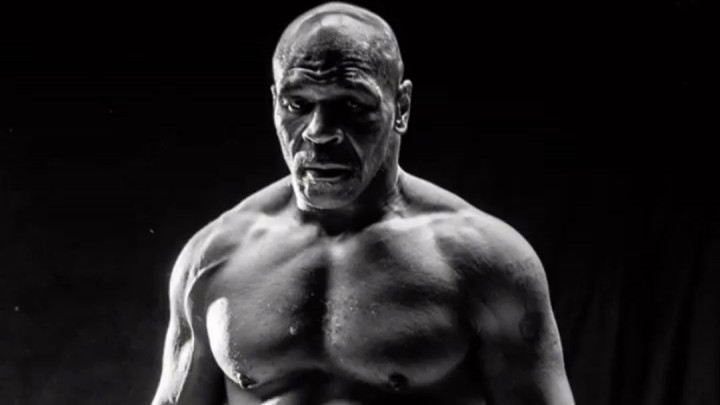 Deset dana do povratka u ring: Mike Tyson izgleda brutalno!