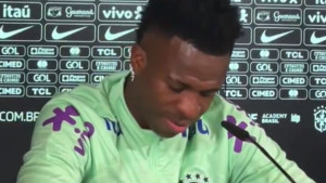 Vinicius plače na press konferenciji: "Žao mi je, samo sam želio da igram fudbal"
